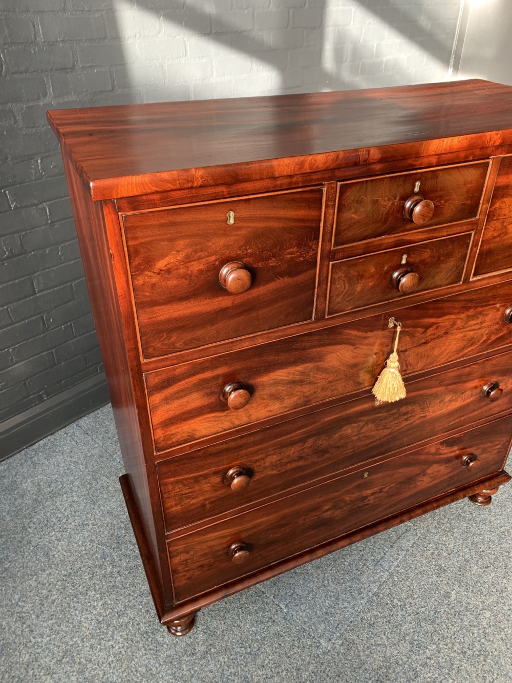 Antique Mahogany 