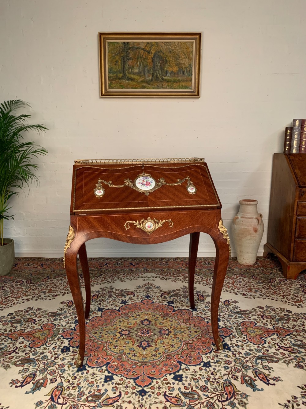 French Ladies Writing Bureau