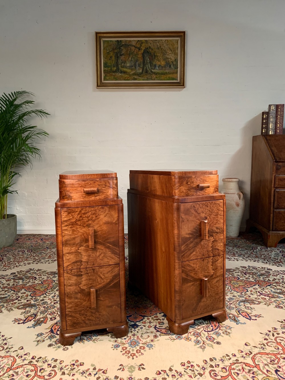 Pair Of Art Deco Burr Walnut Bedsides Cabinet