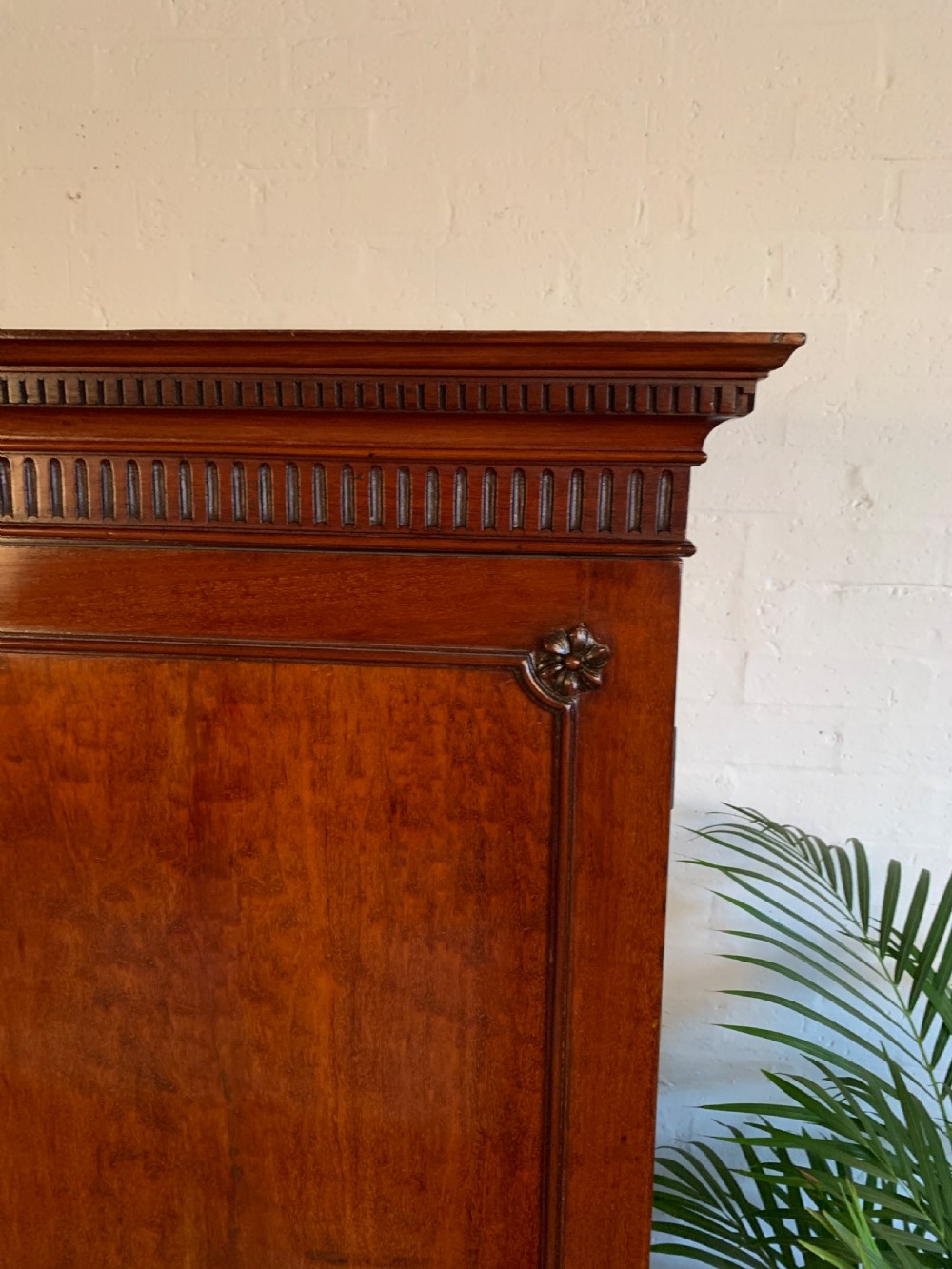 Georgian Mahogany Linen Press View IV