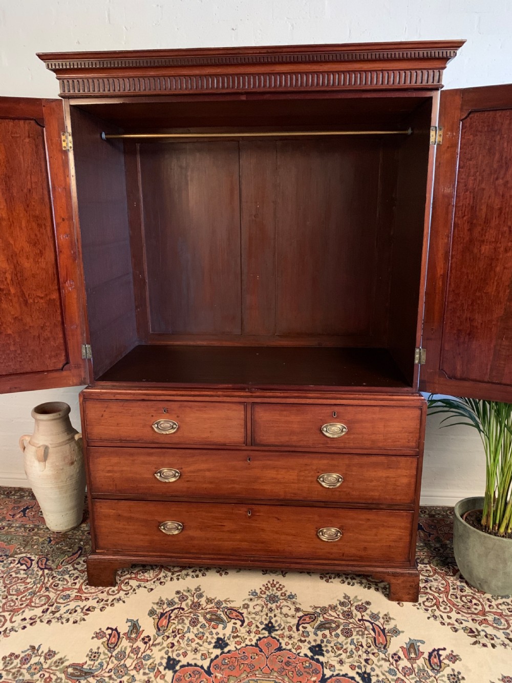 Georgian Mahogany Linen Press View V