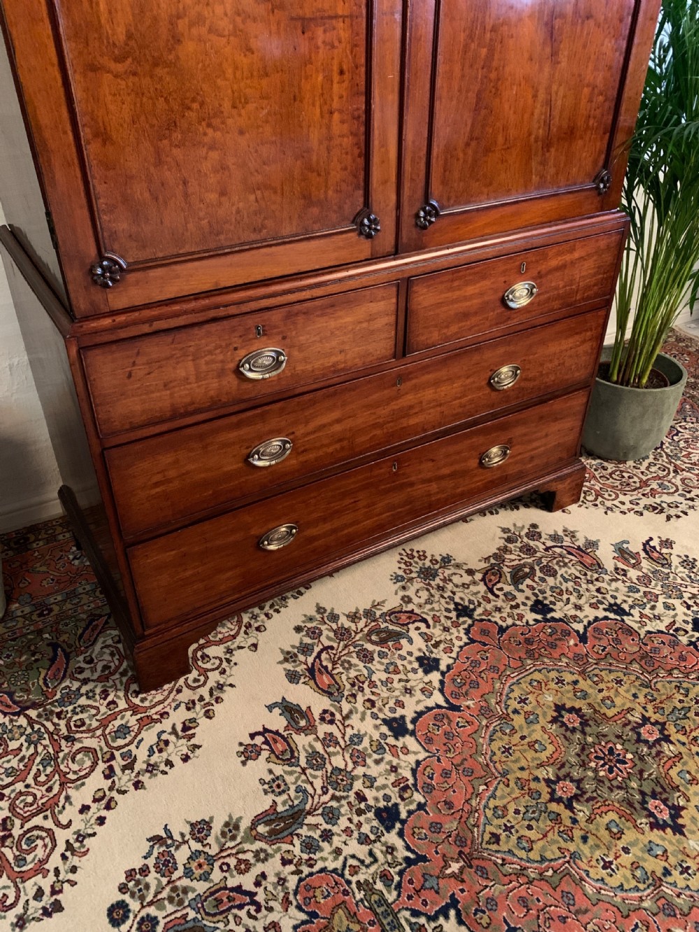 Georgian Mahogany Linen Press View VI