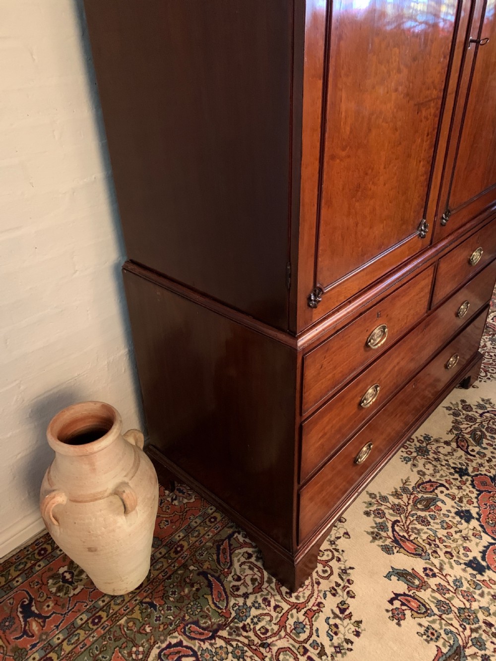 Georgian Mahogany Linen Press View IX