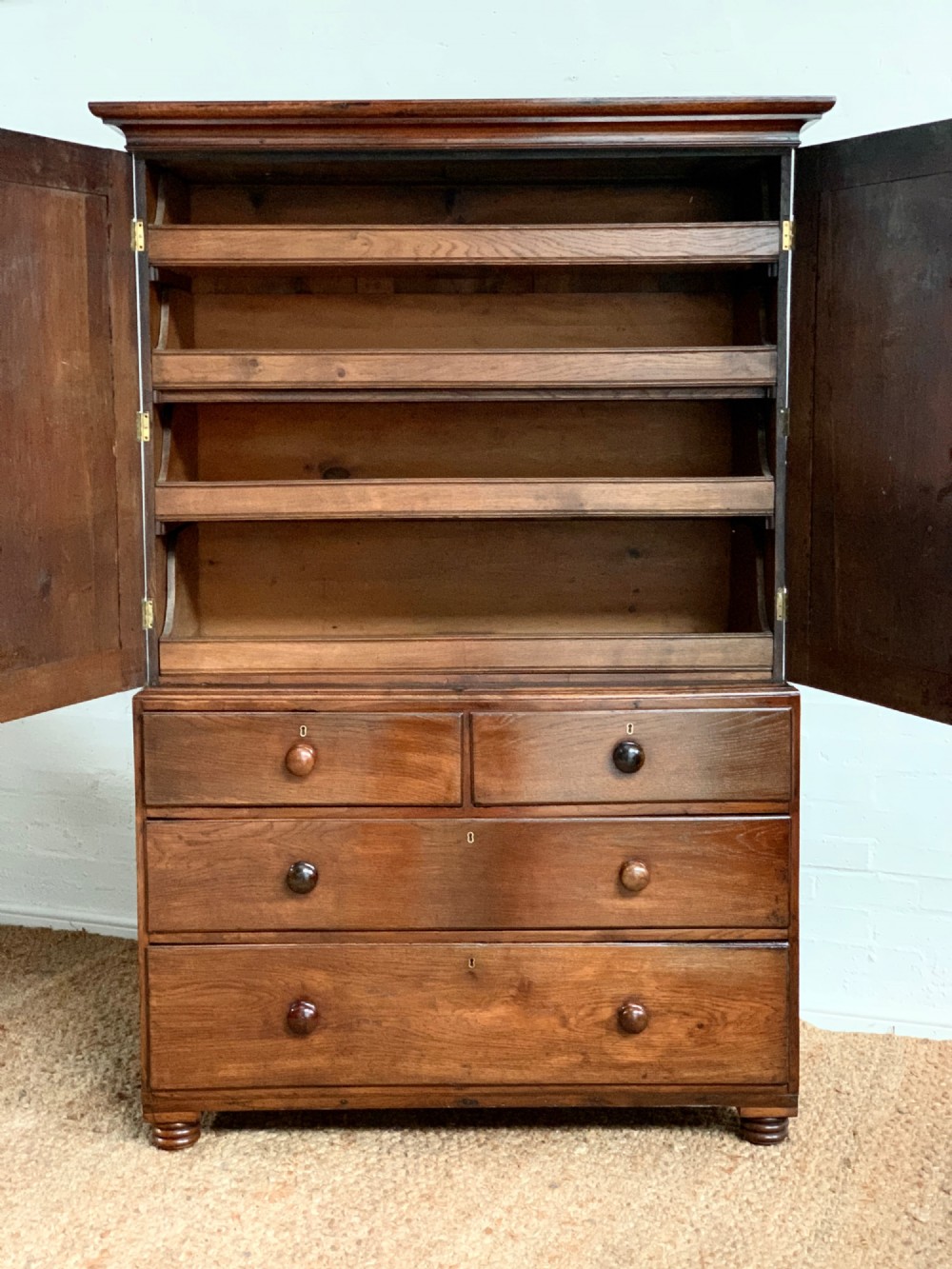 18th Century Oak Linen Press – Solid Oak, Sliding Shelves View VI
