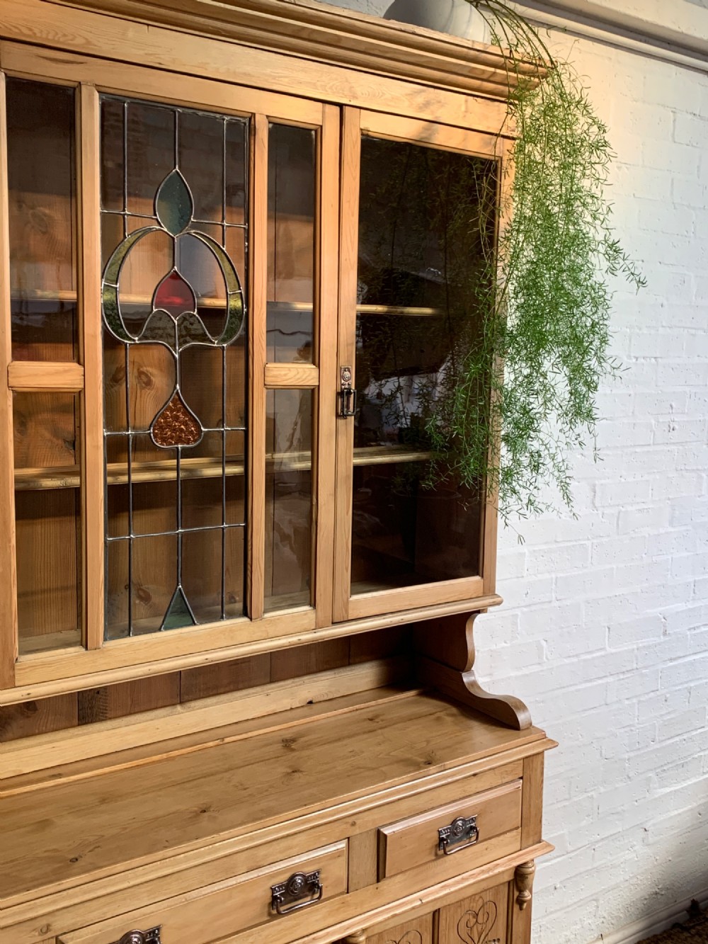 Early 20th Century Pine Farmhouse Kitchen Dresser / Housekeeping Cupboard with Leaded Stained Glass & Hand Carved Doors View VI