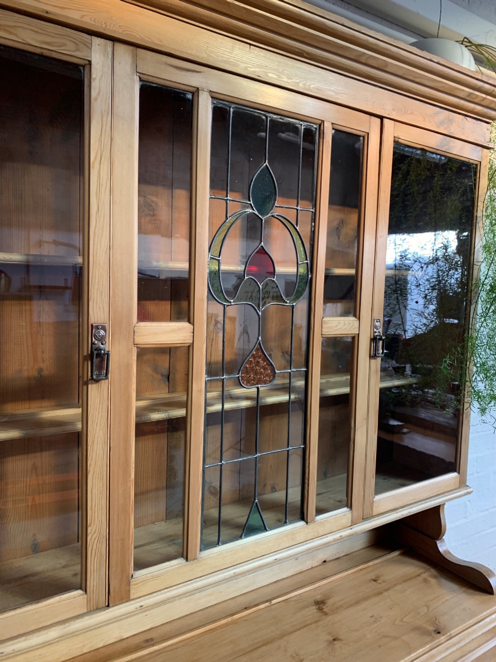 Early 20th Century Pine Farmhouse Kitchen Dresser / Housekeeping Cupboard with Leaded Stained Glass & Hand Carved Doors View IX