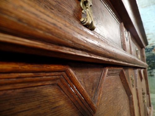 RARE ANTIQUE 17TH CENTURY OAK TWO PART CHEST OF DRAWERS CARVED MOULDED - ADDITIONAL PHOTO 6