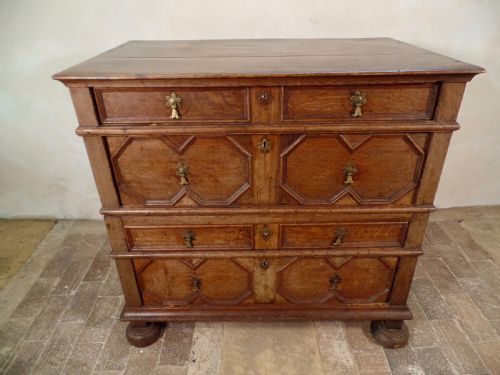 RARE ANTIQUE 17TH CENTURY OAK TWO PART CHEST OF DRAWERS CARVED MOULDED - ADDITIONAL PHOTO 7