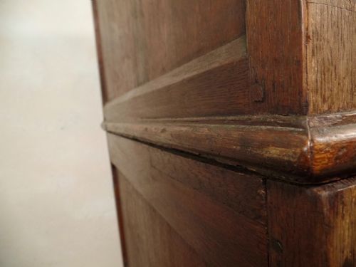 RARE ANTIQUE 17TH CENTURY OAK TWO PART CHEST OF DRAWERS CARVED MOULDED - ADDITIONAL PHOTO 10