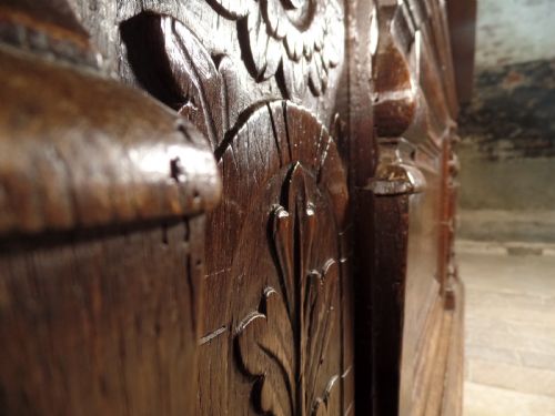 ANTIQUE 17TH CENTURY FRENCH COFFER TRUNK - ADDITIONAL PHOTO 3