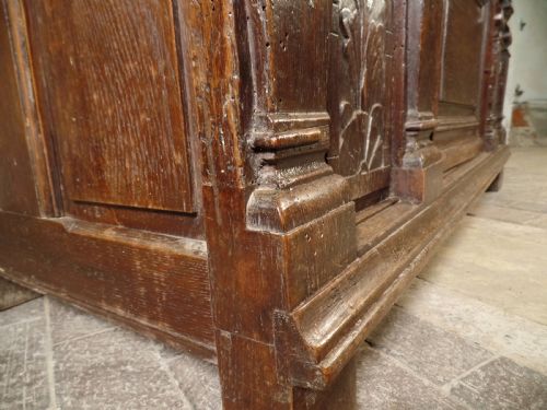 ANTIQUE 17TH CENTURY FRENCH COFFER TRUNK - ADDITIONAL PHOTO 5