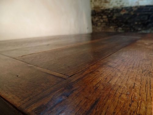 ANTIQUE 17TH CENTURY FRENCH COFFER TRUNK - ADDITIONAL PHOTO 9