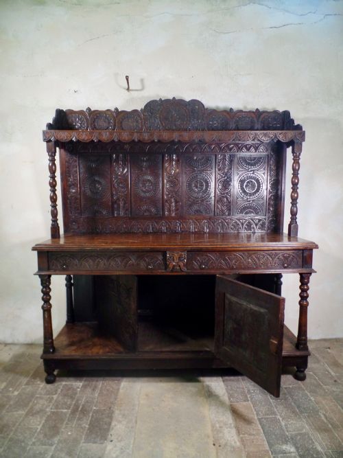 19TH CENTURY ANTIQUE GREEN MAN CARVED OAK COURT CUPBOARD - ADDITIONAL PHOTO 5