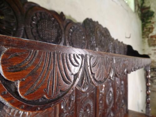 19TH CENTURY ANTIQUE GREEN MAN CARVED OAK COURT CUPBOARD - ADDITIONAL PHOTO 11
