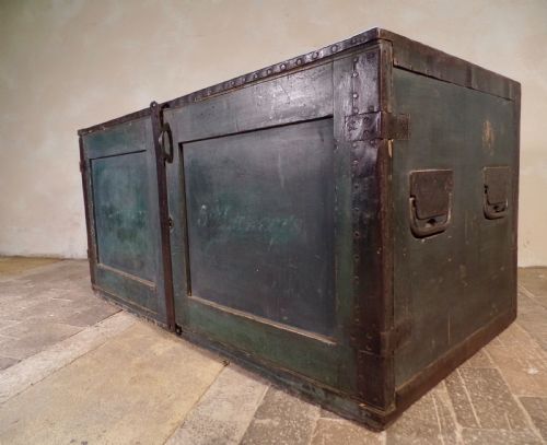 antique iron bound ww2 campaign military chest trunk - CATEGORY: ANTIQUE CHESTS - DATED 1910