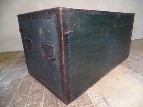 ANTIQUE IRON BOUND WW2 CAMPAIGN MILITARY CHEST TRUNK - ADDITIONAL PHOTO 8