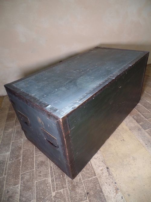 ANTIQUE IRON BOUND WW2 CAMPAIGN MILITARY CHEST TRUNK - ADDITIONAL PHOTO 9