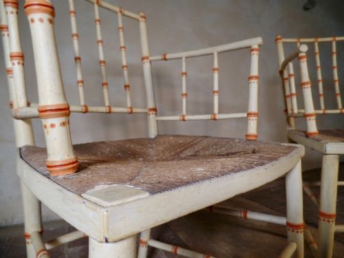 PAIR OF ANTIQUE FAUX BAMBOO ELBOW SUSSEX RUSH SEAT PAINT CHAIR - ADDITIONAL PHOTO 1