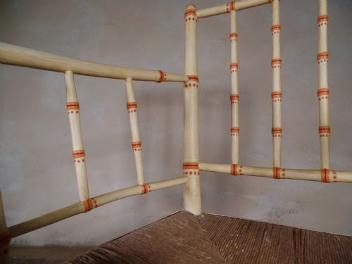 PAIR OF ANTIQUE FAUX BAMBOO ELBOW SUSSEX RUSH SEAT PAINT CHAIR - ADDITIONAL PHOTO 4