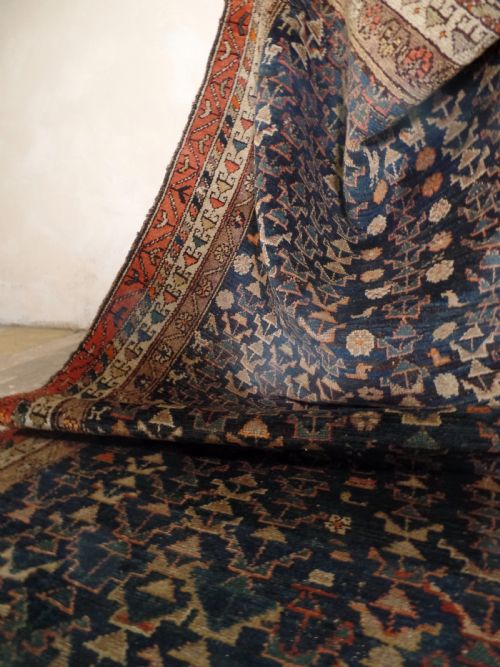 AN ANTIQUE KURDISH PERSIAN RUG C1930 HANDMADE BLUE GEOMETRIC DESIGN - ADDITIONAL PHOTO 5