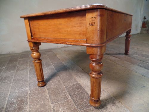 ANTIQUE WALNUT VENEERED SMALL COFFEE TABLE WITH DRAWERS - ADDITIONAL PHOTO 9