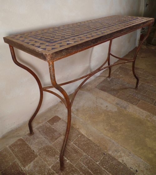 ANTIQUE ITALIAN CAST IRON MOSAIC OUTDOOR TABLE WITH BLUE TILES - ADDITIONAL PHOTO 4