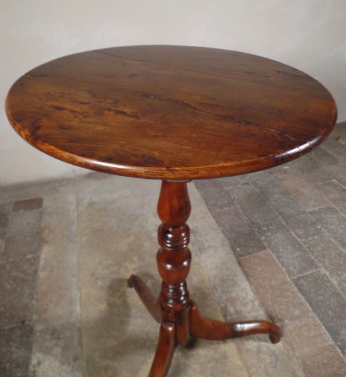 ANTIQUE GEORGIAN SOLID YEW WOOD LAMP WINE TILT TOP TABLE TRIPOD LEGS SMALL - ADDITIONAL PHOTO 6