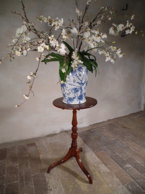 ANTIQUE GEORGIAN SOLID YEW WOOD LAMP WINE TILT TOP TABLE TRIPOD LEGS SMALL - ADDITIONAL PHOTO 9