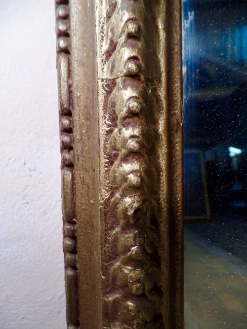 AN ANTIQUE VICTORIAN EXCEPTIONALLY LARGE GILT OVERMANTEL MIRROR FRAME FOXING C1840 - ADDITIONAL PHOTO 9