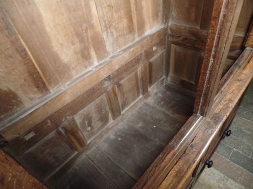 18TH CENTURY OAK CUPBOARD PRESS PROBABLY WELSH - ADDITIONAL PHOTO 3