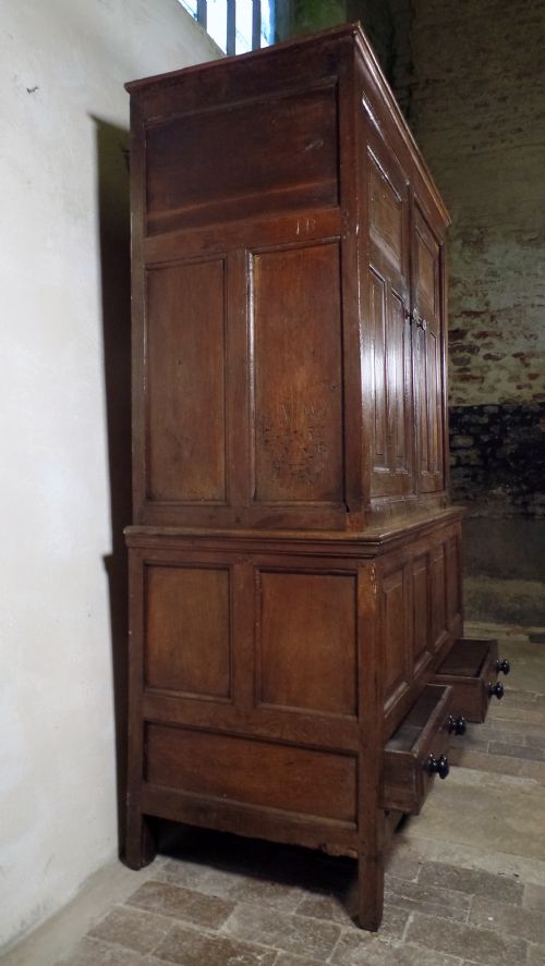 18TH CENTURY OAK CUPBOARD PRESS PROBABLY WELSH - ADDITIONAL PHOTO 6