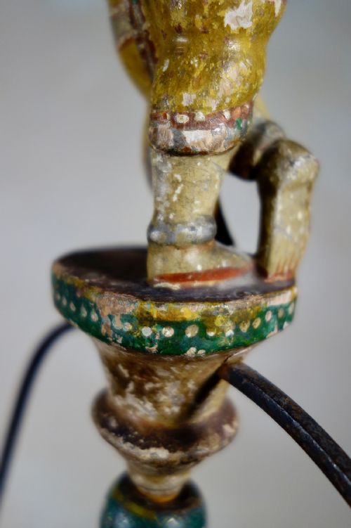 19TH CENTURY INDIAN CARVED DECORATIVE HAND PAINTED POLYCHROME ORNAMENT MOBILE TOY - ADDITIONAL PHOTO 4