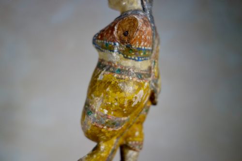 19TH CENTURY INDIAN CARVED DECORATIVE HAND PAINTED POLYCHROME ORNAMENT MOBILE TOY - ADDITIONAL PHOTO 8