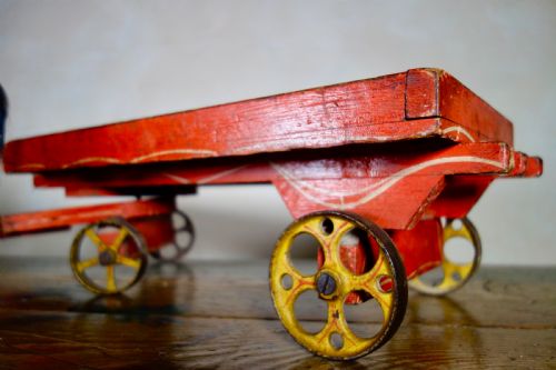 A DECORATIVE ANTIQUE 19TH CENTURY PAINTED POLYCHROME FOLK CARVED PULL HORSE TOY - ADDITIONAL PHOTO 16