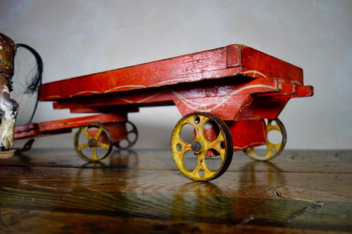 A DECORATIVE ANTIQUE 19TH CENTURY PAINTED POLYCHROME FOLK CARVED PULL HORSE TOY - ADDITIONAL PHOTO 21