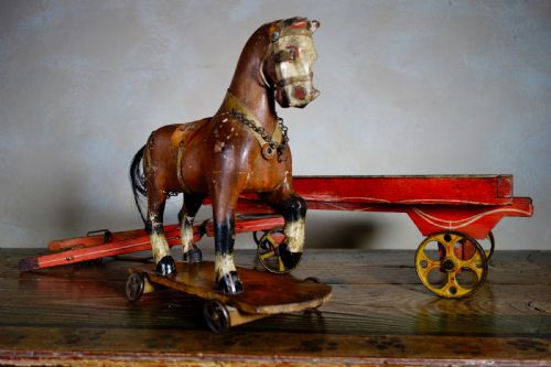 A DECORATIVE ANTIQUE 19TH CENTURY PAINTED POLYCHROME FOLK CARVED PULL HORSE TOY - ADDITIONAL PHOTO 23