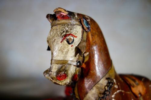 A DECORATIVE ANTIQUE 19TH CENTURY PAINTED POLYCHROME FOLK CARVED PULL HORSE TOY - ADDITIONAL PHOTO 24