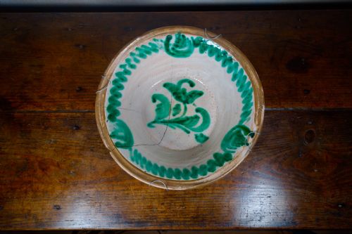 19TH CENTURY SPANISH DAIRY BOWL GRANADA LEBRILLO EARTHENWARE - ADDITIONAL PHOTO 1