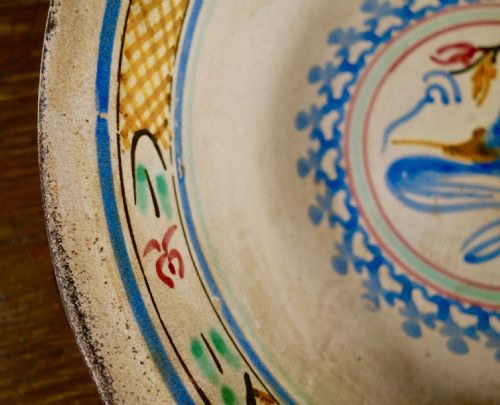 A SPANISH TIN GLAZE BOWL WITH BIRD DECORATION - ADDITIONAL PHOTO 7