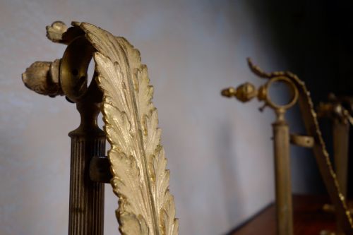 FOUR 19TH CENTURY ITALIAN ORMOLU CURTAIN BRACKETS - ADDITIONAL PHOTO 1