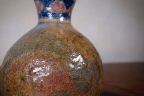 A 19TH CENTURY SMALL QAJAR PERSIAN VASE FISH - ADDITIONAL PHOTO 1