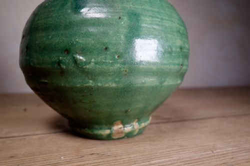 AN ANTIQUE FRENCH GREEN OLIVE OIL JUG - ADDITIONAL PHOTO 8