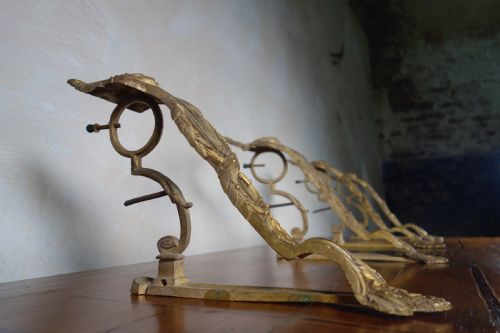 FOUR 19TH CENTURY FRENCH ORMOLU CURTAIN POLE BRACKETS - ADDITIONAL PHOTO 10