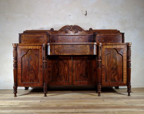 A LARGE ANTIQUE GEORGE IV MAHOGANY PEDESTAL SIDEBOARD - ADDITIONAL PHOTO 2