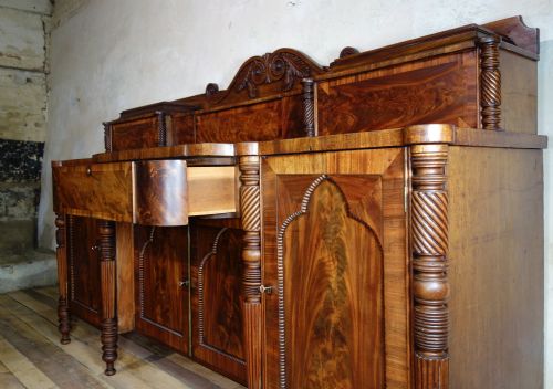 A LARGE ANTIQUE GEORGE IV MAHOGANY PEDESTAL SIDEBOARD - ADDITIONAL PHOTO 8