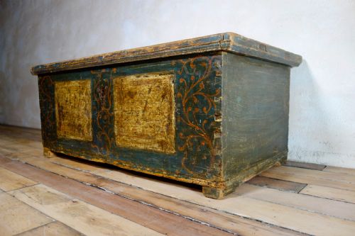 an 18th century continental painted dowry chest trunk coffee table - CATEGORY: ANTIQUE CHESTS - DATED 18TH CENTURY