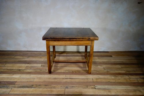 18TH CENTURY FRENCH FRUITWOOD FOLDING PROVINCIAL TABLE - ADDITIONAL PHOTO 4