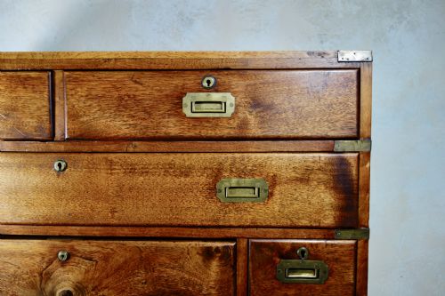 MILITARY BRASS MOUNTED MAHOGANY TWOPART SECRTAIRE CAMPAIGN CHEST OF DRAWERS - ADDITIONAL PHOTO 7