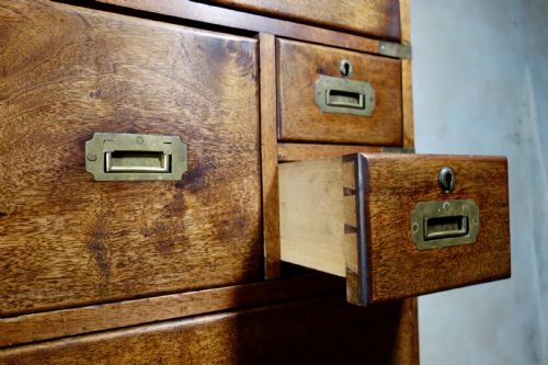 MILITARY BRASS MOUNTED MAHOGANY TWOPART SECRTAIRE CAMPAIGN CHEST OF DRAWERS - ADDITIONAL PHOTO 9