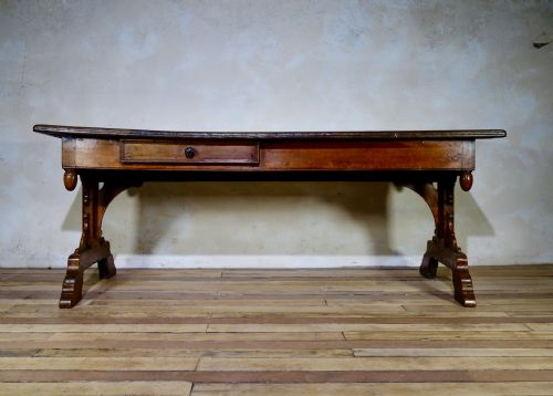 A LARGE 18THCENTURY FRENCH PROVINCIAL FARMHOUSE KITCHEN TABLE - ADDITIONAL PHOTO 5